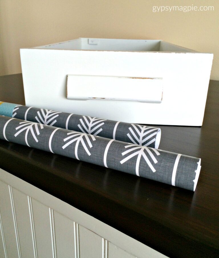 DIY Customizable & Cleanable Drawer Liners Gypsy MagpieGypsy Magpie