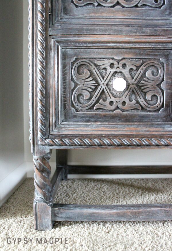Look at the curvy legs on this antique cabinet! I'm in love! | Gypsy Magpie