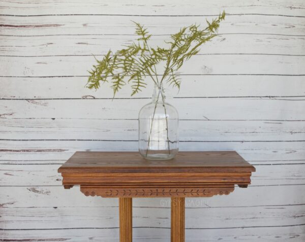 I love the vibe of this boho Eastlake table! | Gypsy Magpie