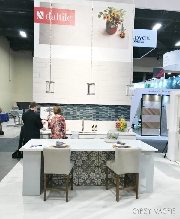 Daltile's Surfaces 2018 display kitchen was so cute! | Gypsy Magpie