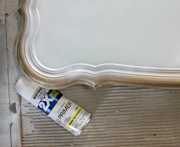 Spray primer is the first step to turning a mirror into a chalkboard | Gypsy Magpie