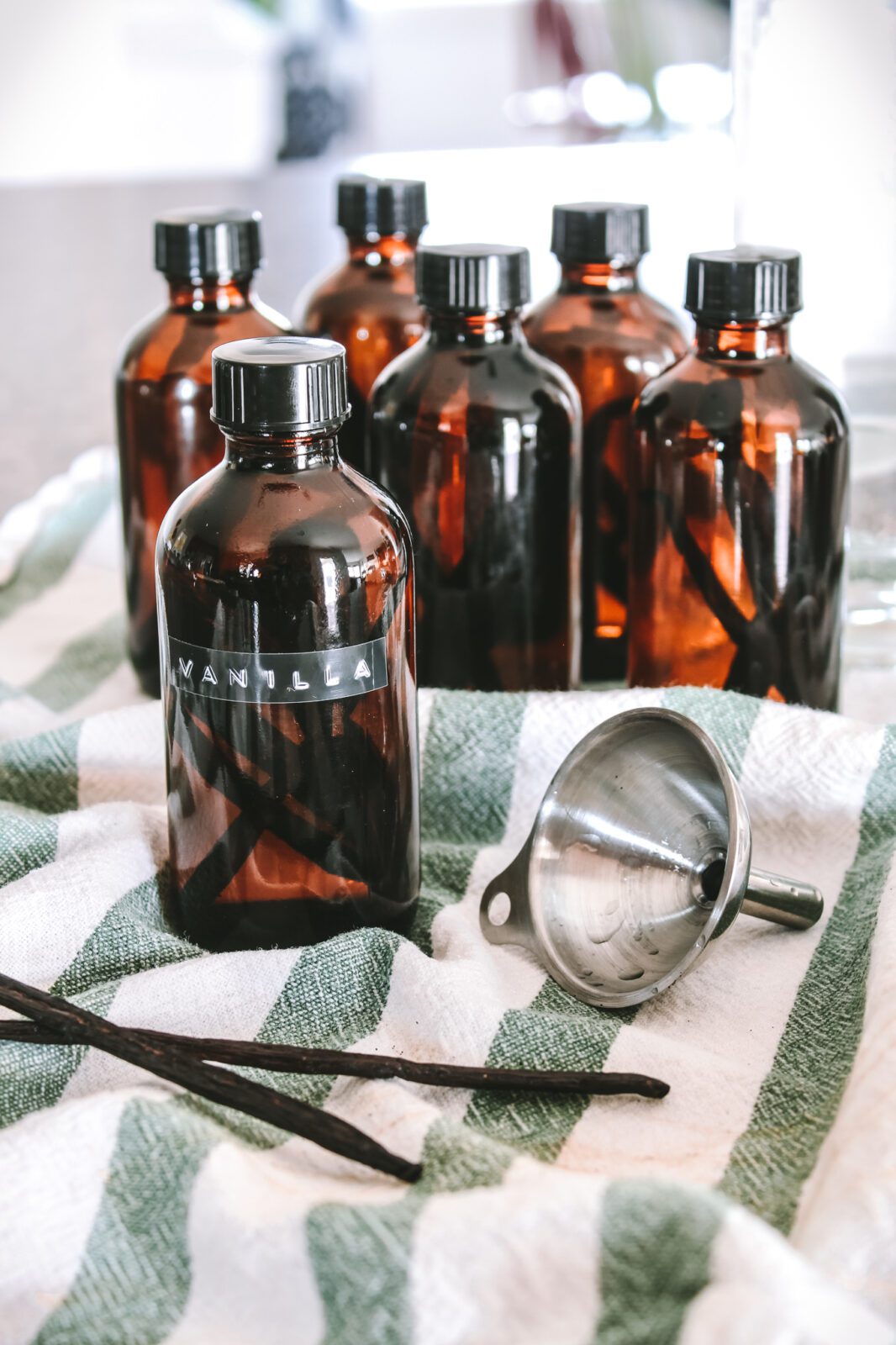 DIY Homemade Vanilla Extract Gypsy Magpie
