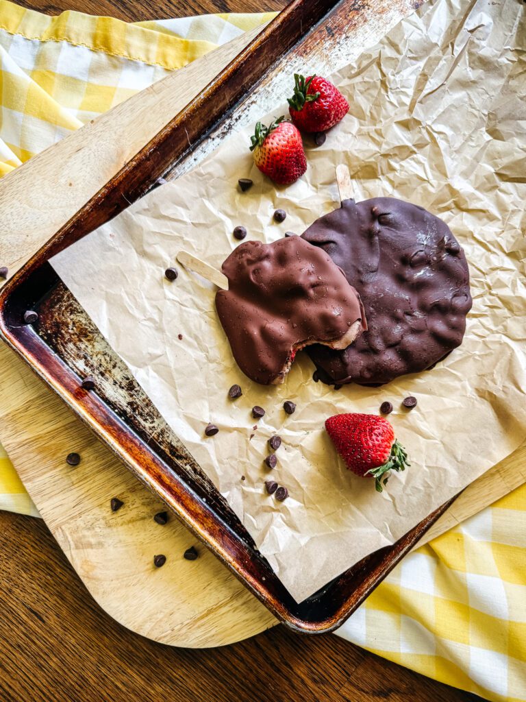 5 ingredient chocolate dipped strawberry protein popsicles